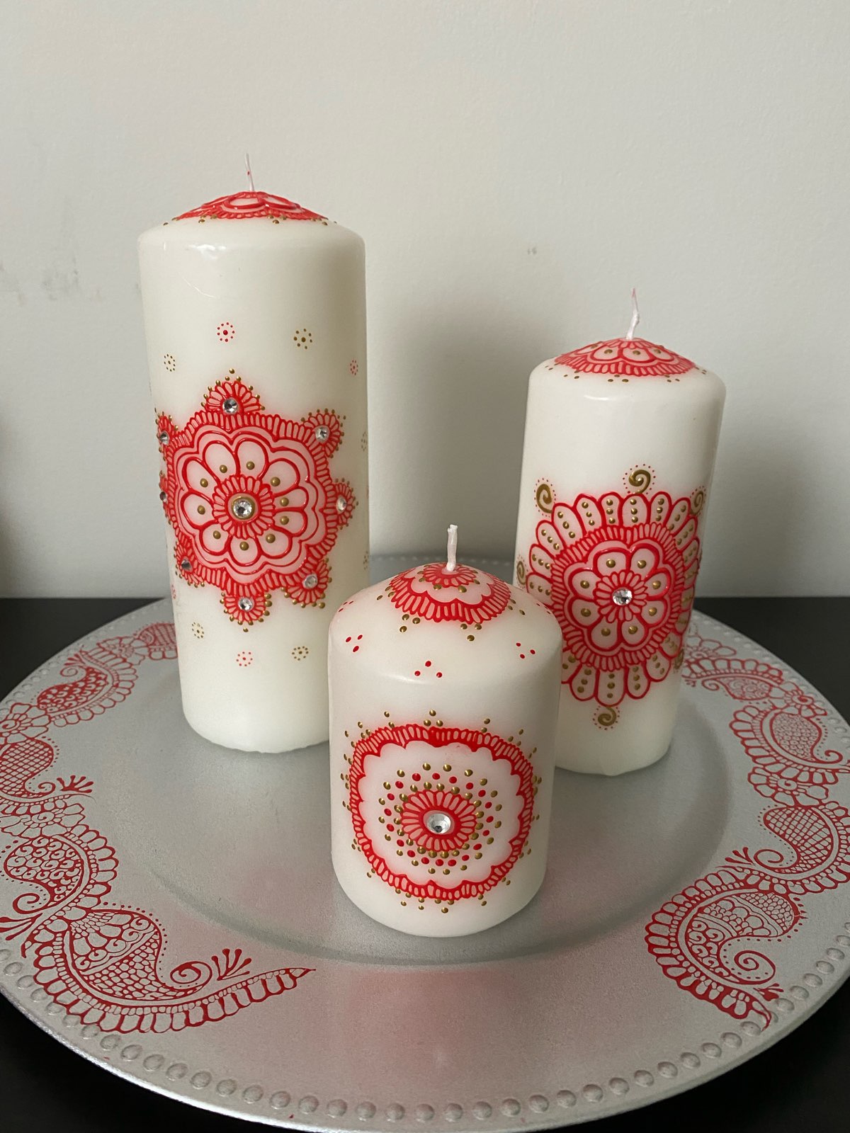 HAND PAINTED WAX PILLAR CANDLE SET WITH TRAY