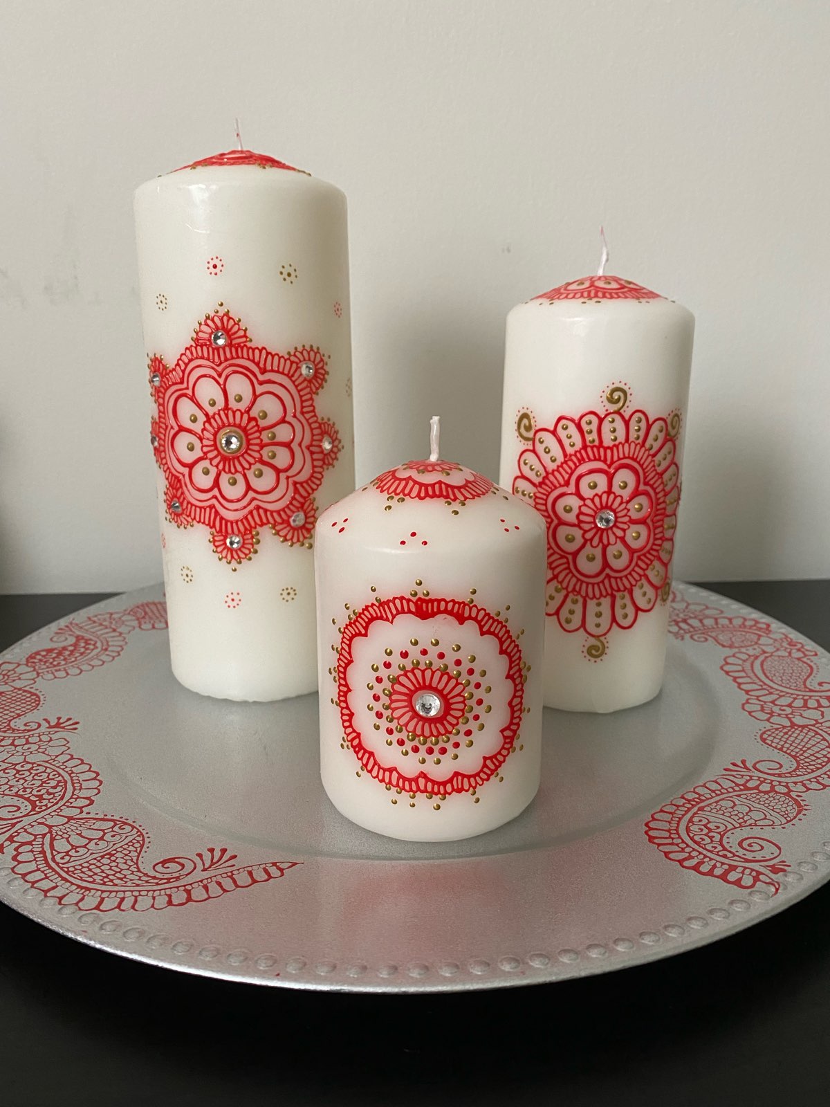 HAND PAINTED WAX PILLAR CANDLE SET WITH TRAY