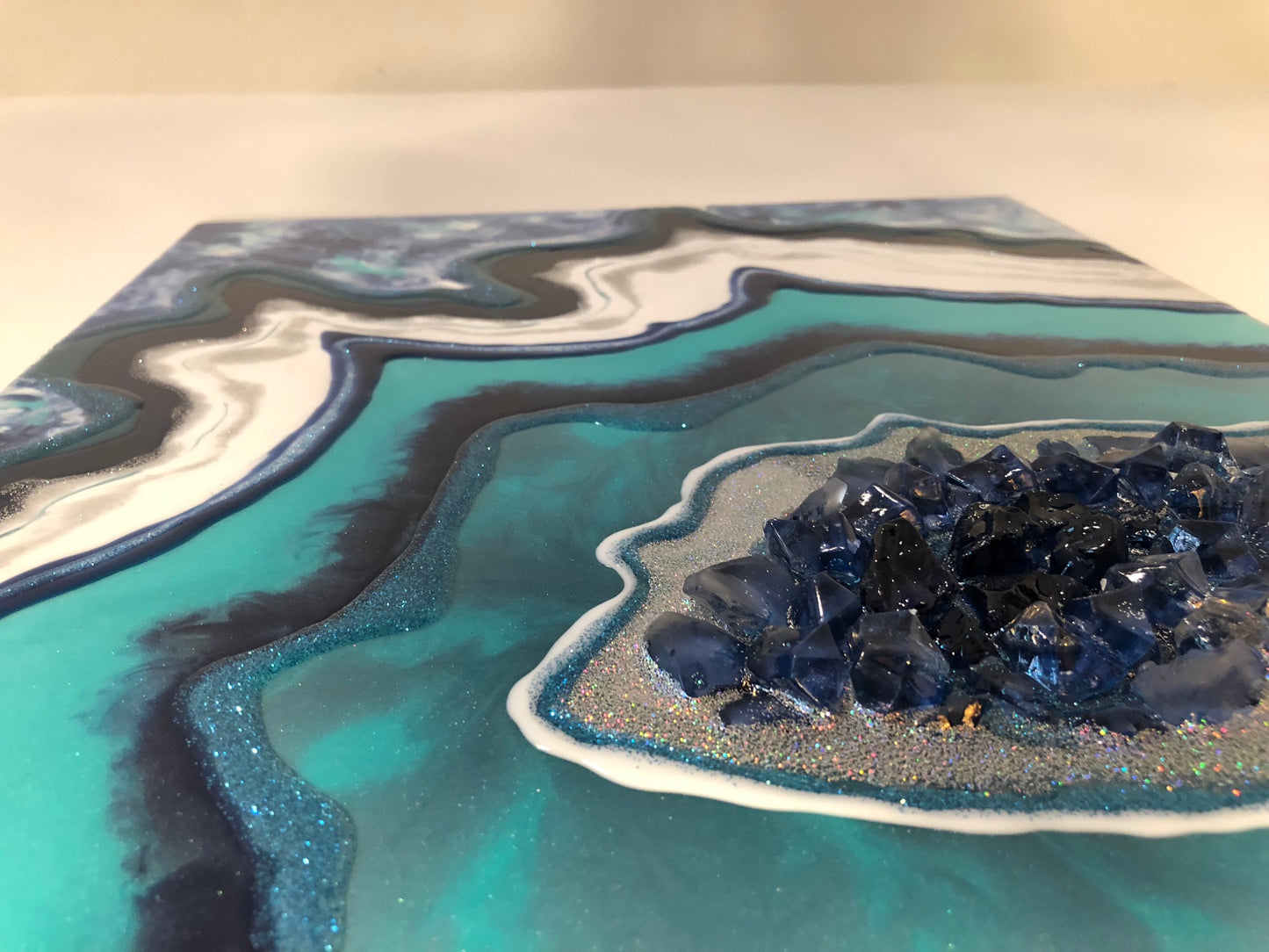 3D HANDMADE ABSTRACT GEODE RESIN WALL ART